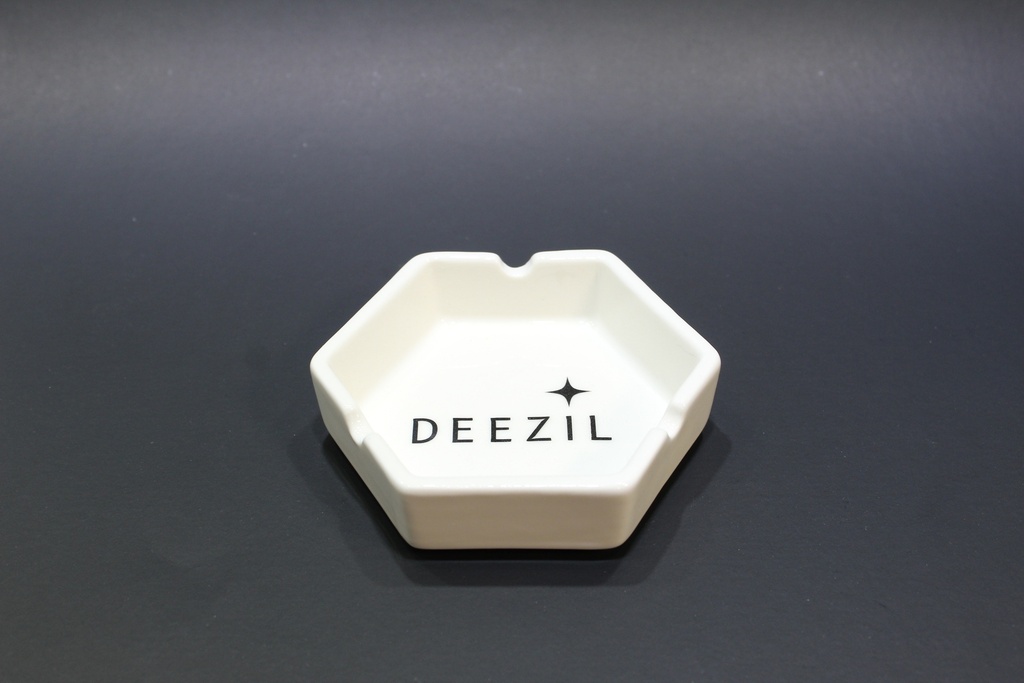 Deezil Ashtray-  Hex