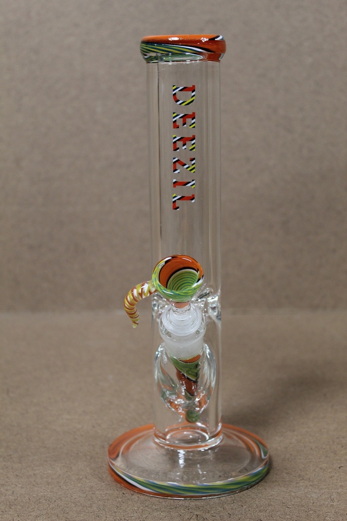 Deezil Bong- 9mm 12inch