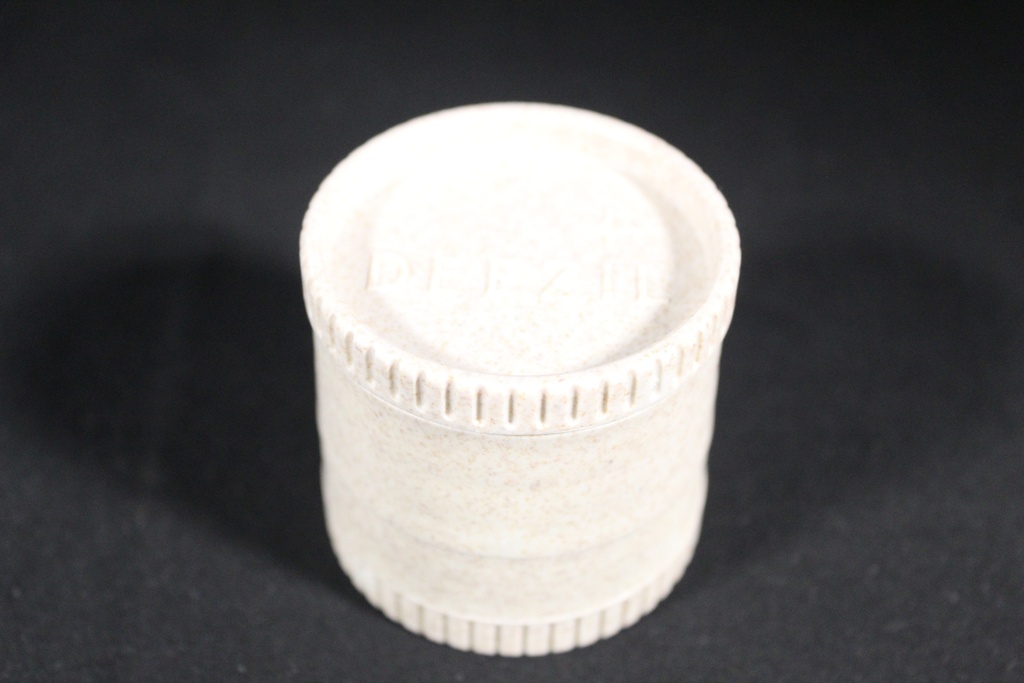 Deezil Eco Friendly Grinder 4 Layer- 16ct