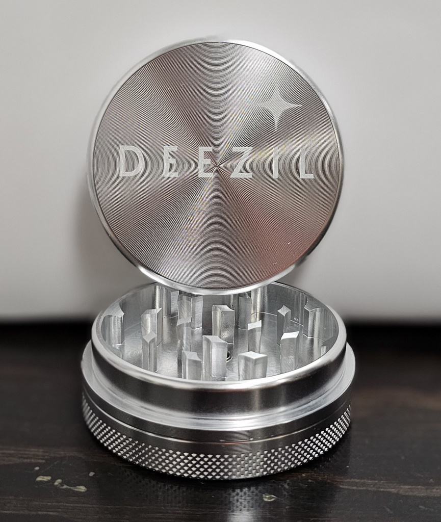 Deezil- 55mm 2 Layer Grinder