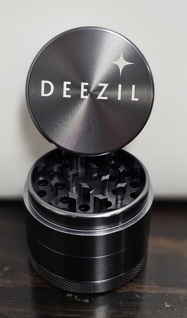 Deezil- 55mm 4 Layer Grinder