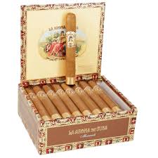 Ashton- La Aroma De Cuba Connecticut Monarch