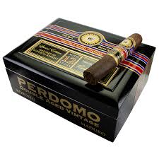 Perdomo Double Aged Vintage 12 Year Robusto Maduro