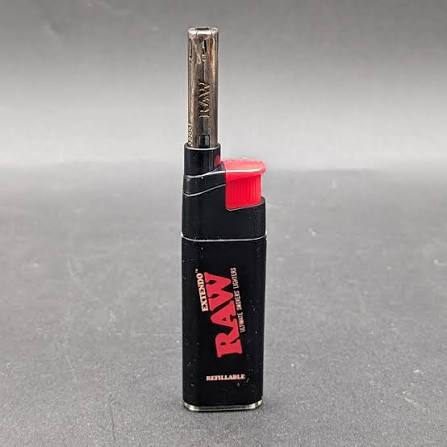 Raw- Black Extendo Lighter