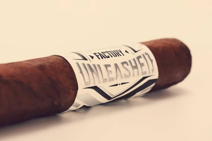 Camacho Live Loud 100ct
