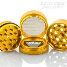 Santa Cruz Grinder- 4 Piece Medium- Gold | Carytown Tobacco Inc.