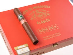 [682621120178] Joya De Nicaragua Medio Siglo Toro